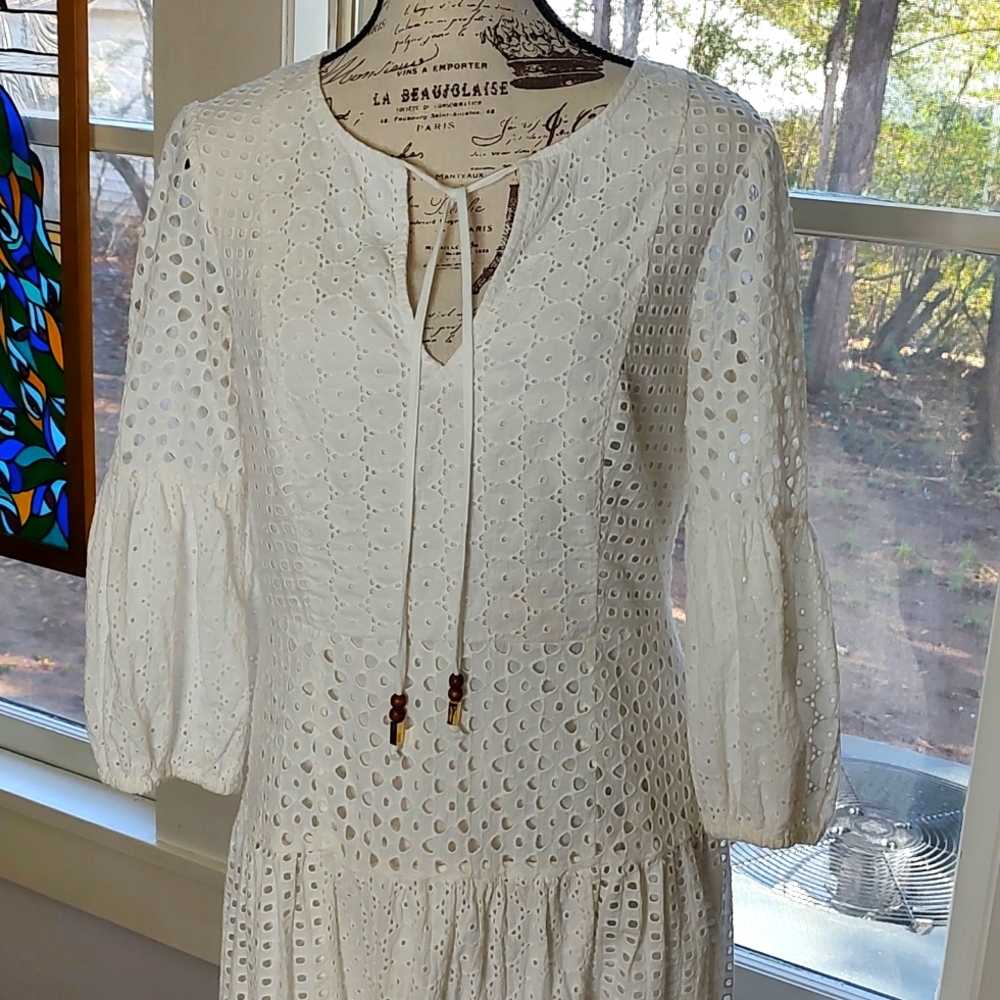 Vince Camuto Drop Waist White Eyelet Dress Lined Bodice Midi Length SZ: … - Picture 5 of 13
